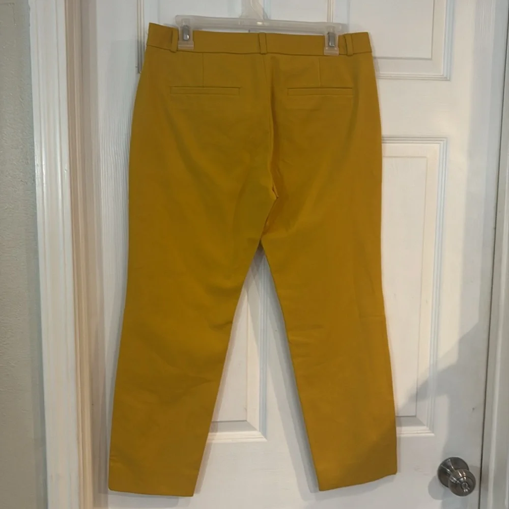Banana Republic elevate your